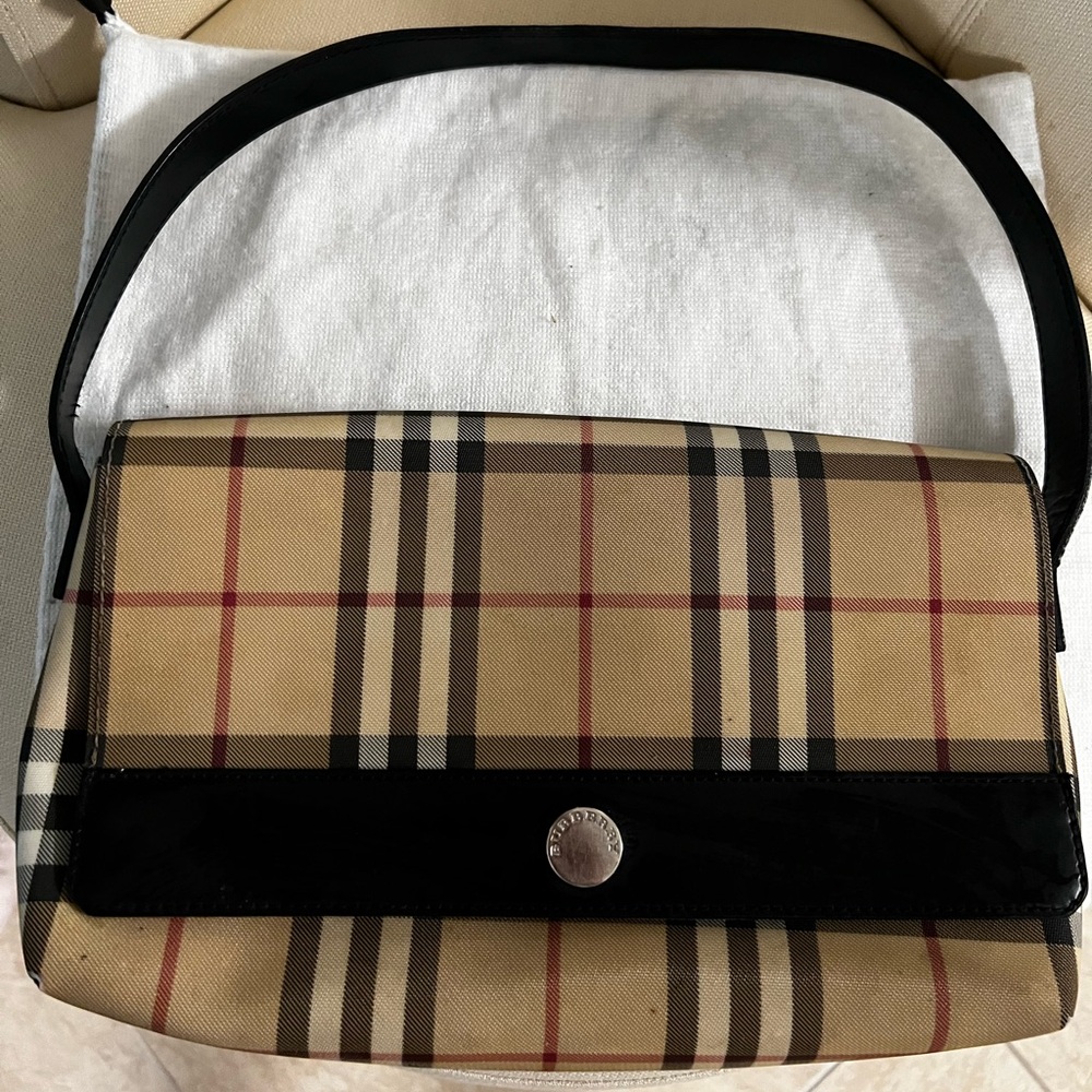 Burberry Classic Black Tote